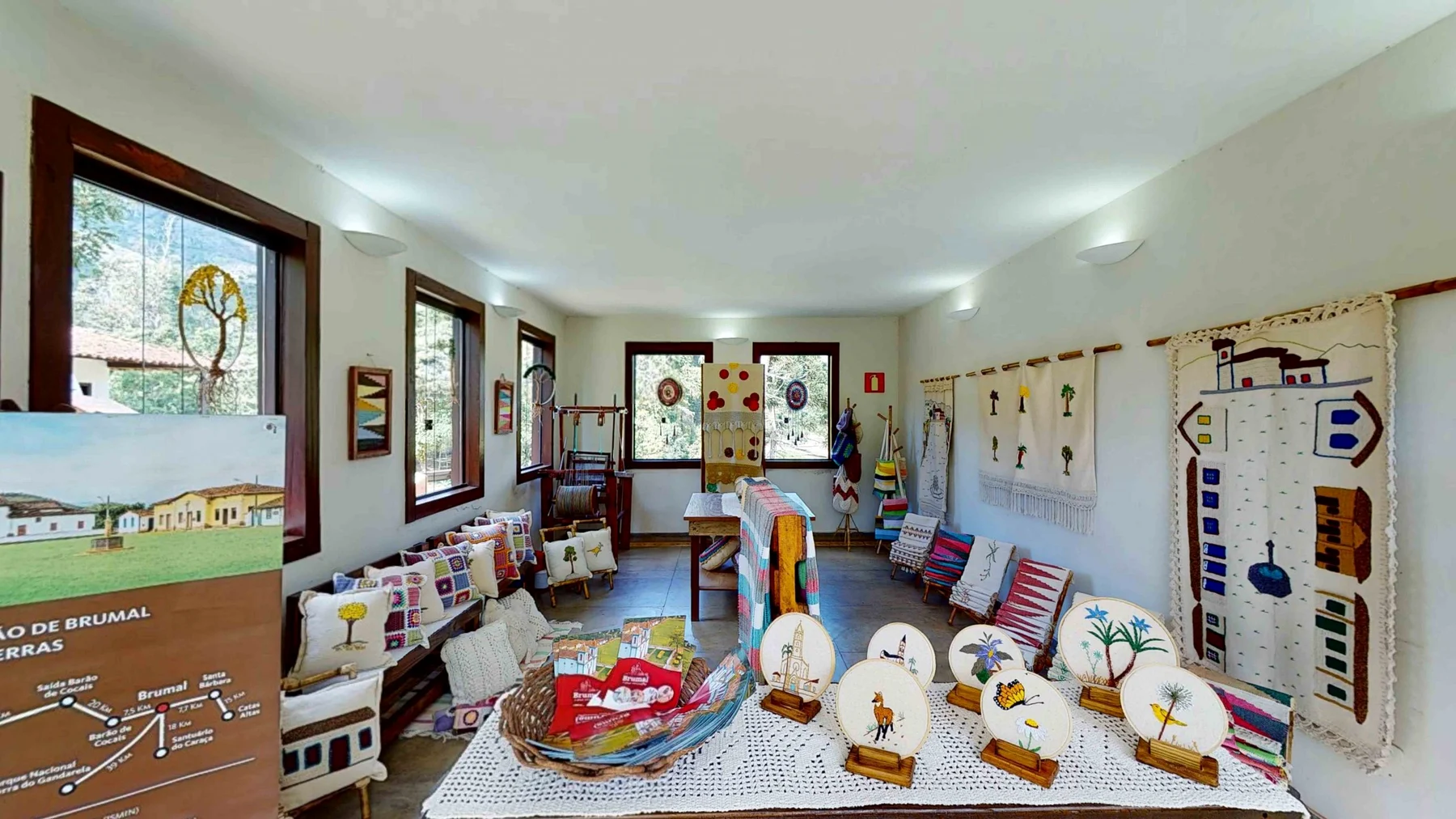 Interior da Casa das Tecelãs de Brumal